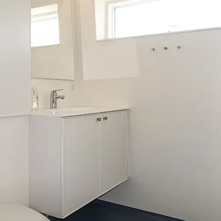 Botel Ship In With Wifi 5*