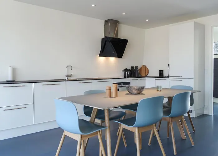 Ship In With Wifi Botel Neksø