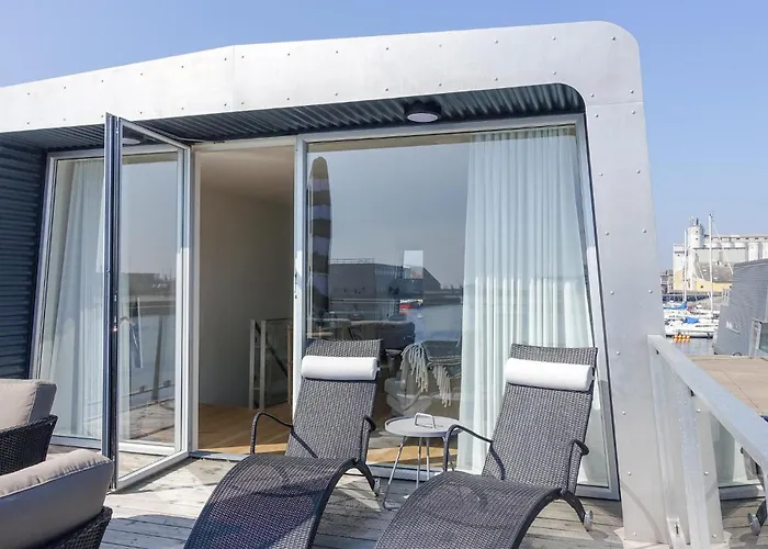 Ship In With Wifi Neksø