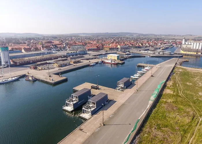 Ship In With Wifi Botel Neksø